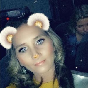 Meet your Posher, Kristen